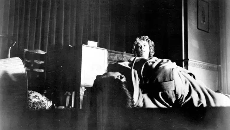 Crimen perfecto - Fondo