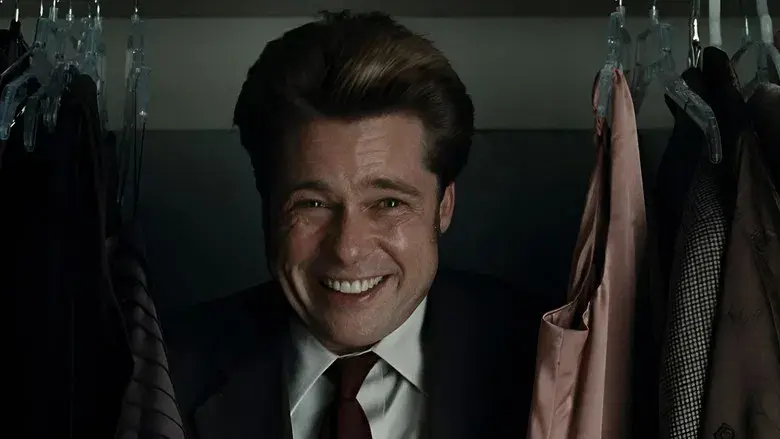 Quemar después de leer - Fondo