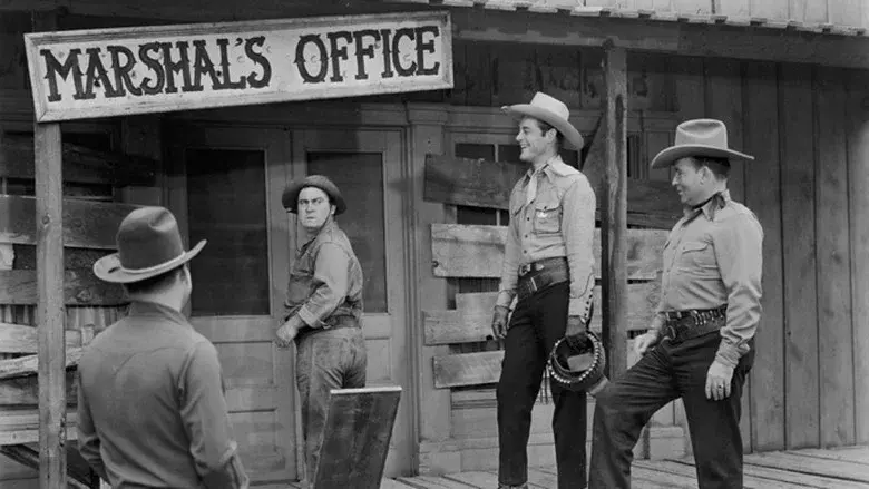 Lawless Empire - Fondo