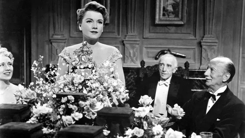 Eva al desnudo - Fondo