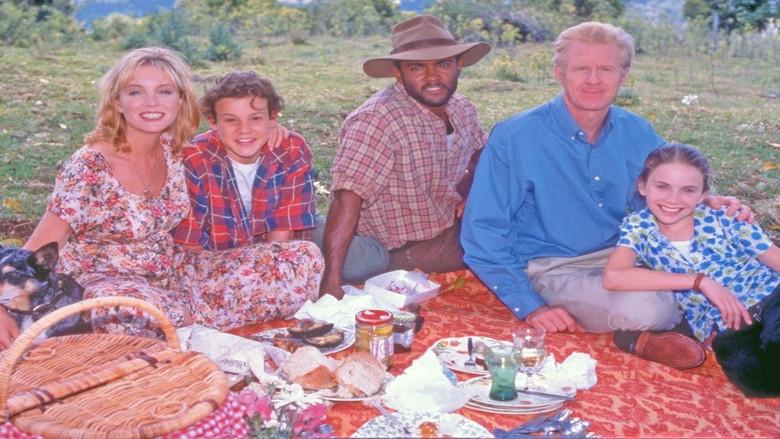 Joey, un canguro en la ciudad - Fondo