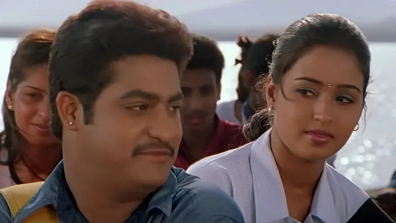స్టూడెంట్ నెం.1 - Fondo