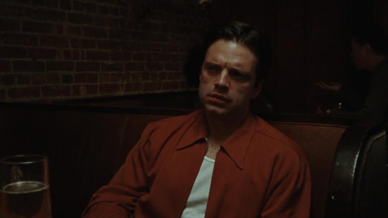 Un hombre diferente - Fondo