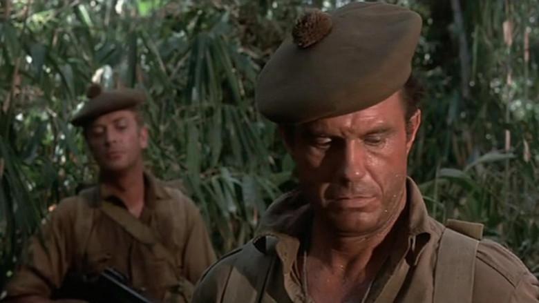 Comando en el mar de China - Fondo