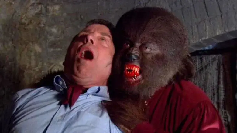 Tomb of the Werewolf - Fondo
