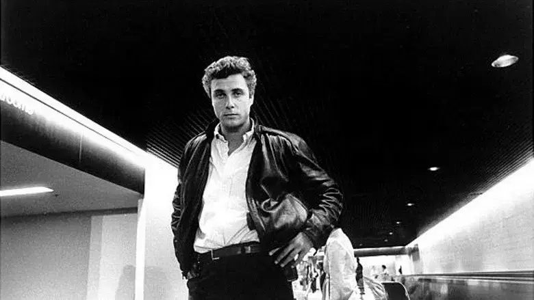 Vivir y morir en Los Ángeles - Fondo