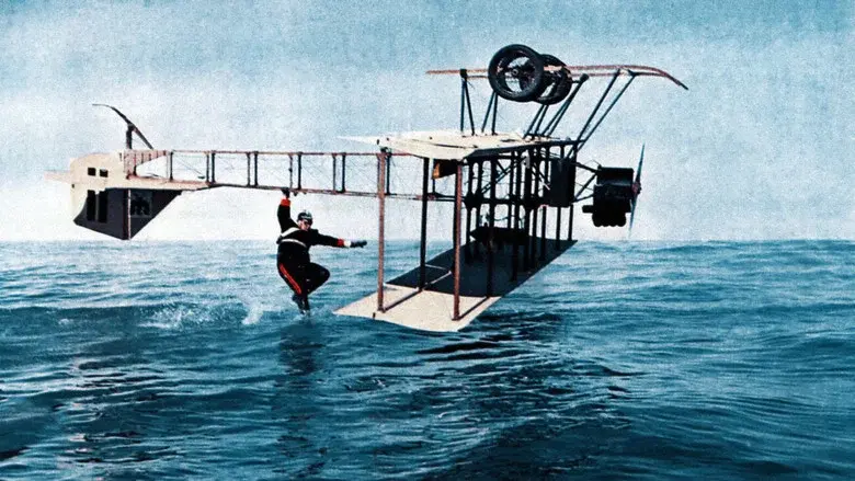 Aquellos chalados en sus locos cacharros - Fondo