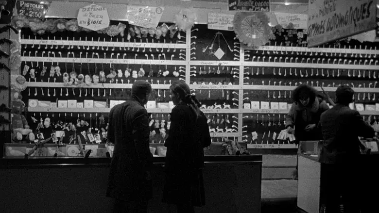 Banda aparte - Fondo