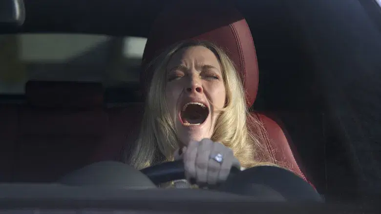 La asistenta - Fondo