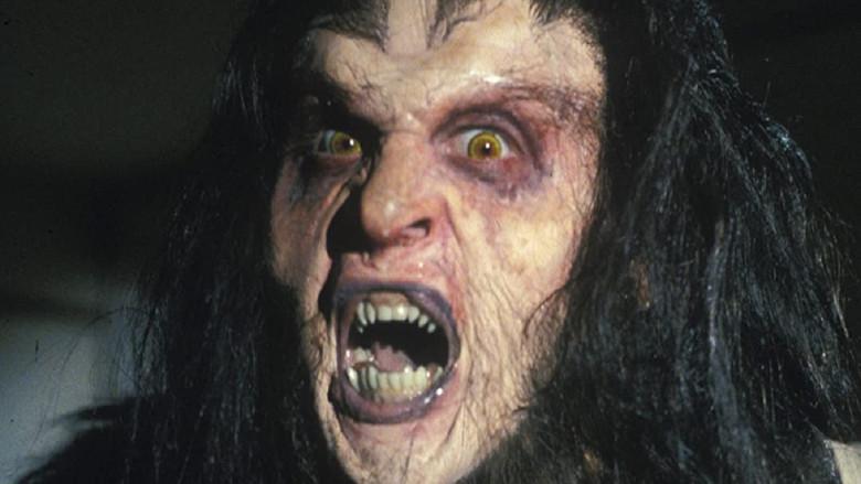 Aullidos 6 (Escalofrío: The Freaks) - Fondo