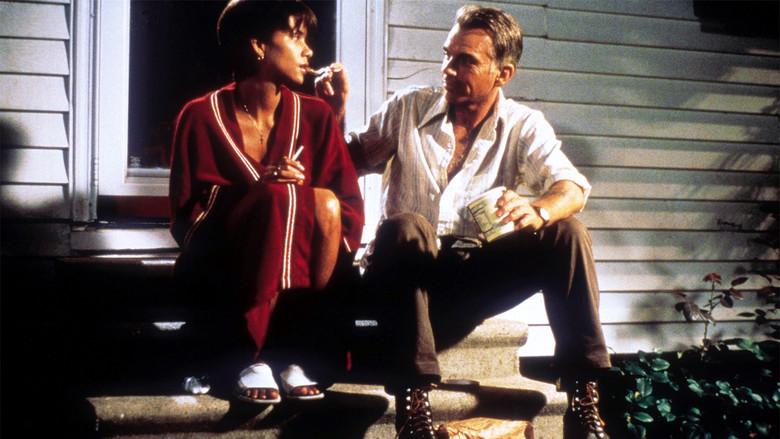 Monster's Ball - Fondo