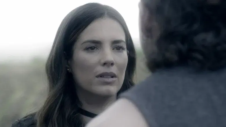 Vicenta enfrenta a los petates