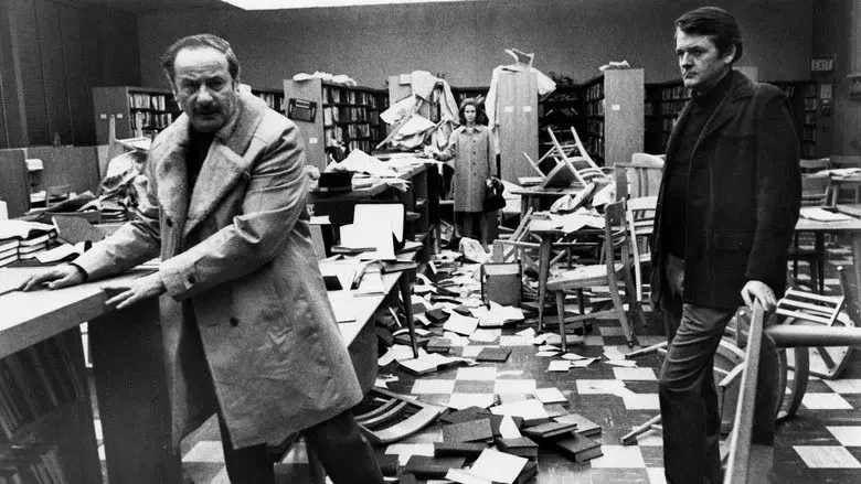 The People Next Door - Fondo