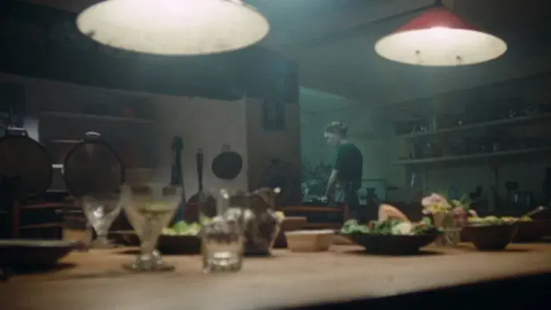 El hilo invisible - Fondo