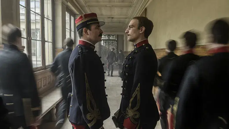 El oficial y el espía - Fondo