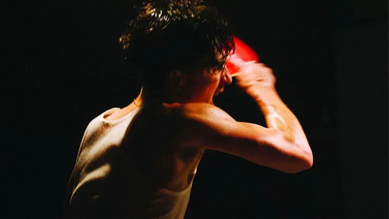 Marty Supreme - Fondo