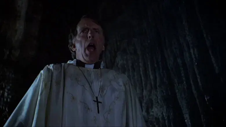 El rey de las cobras - Fondo