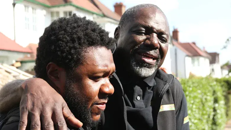 Mi única familia - Fondo