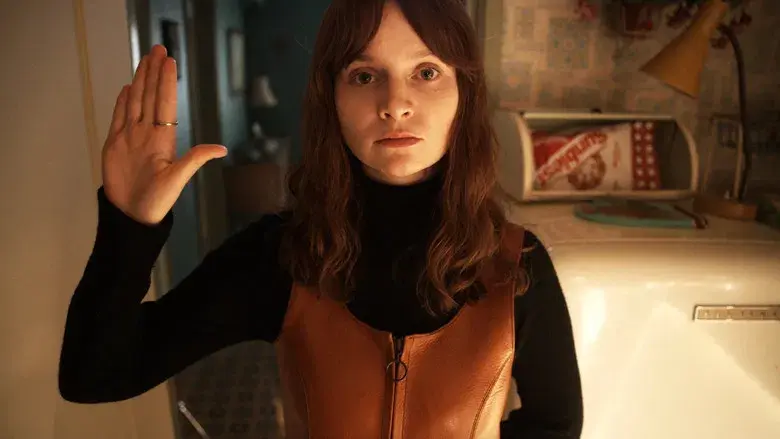 No digas nada - Fondo