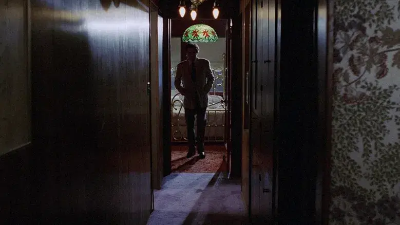 Corrientes de amor - Fondo