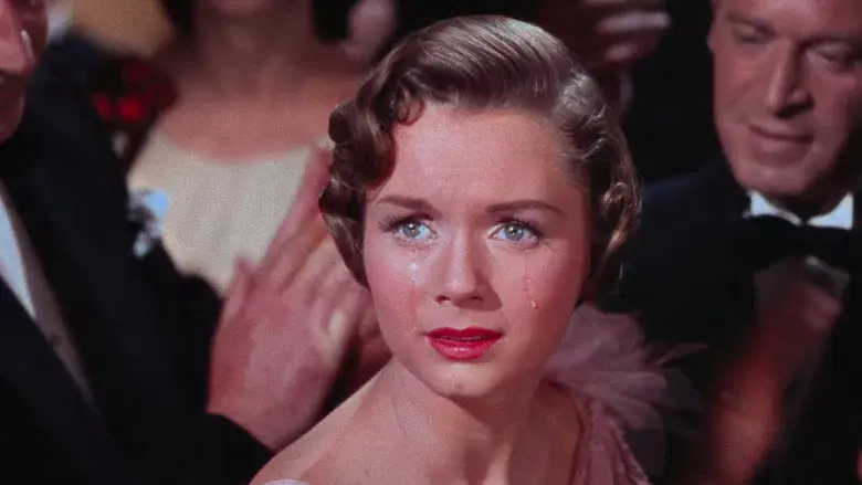 Cantando bajo la lluvia - Fondo