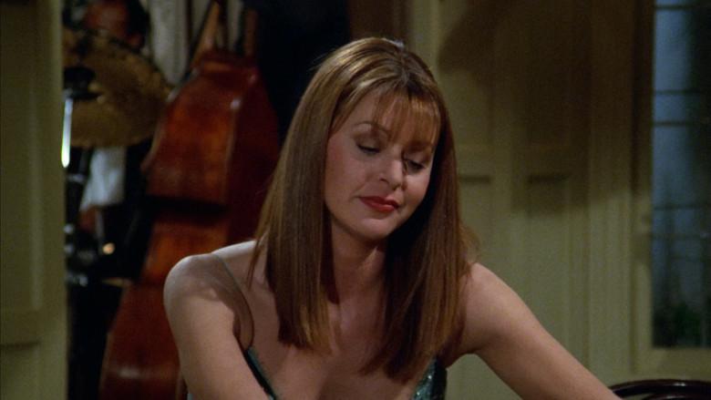 Algo prestado, algo azul II