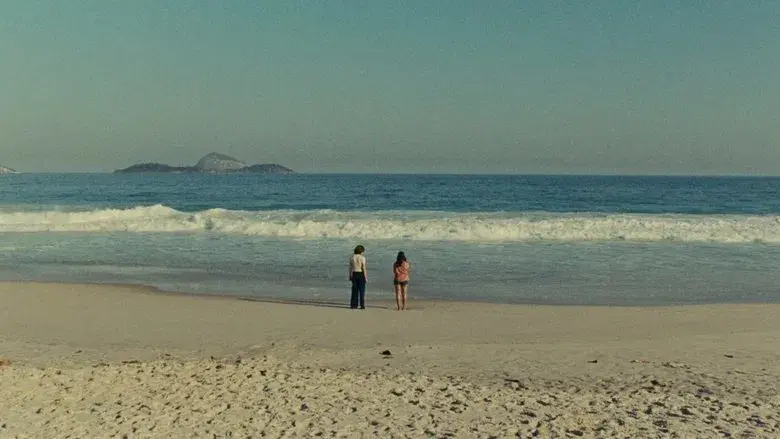 Aún estoy aquí - Fondo