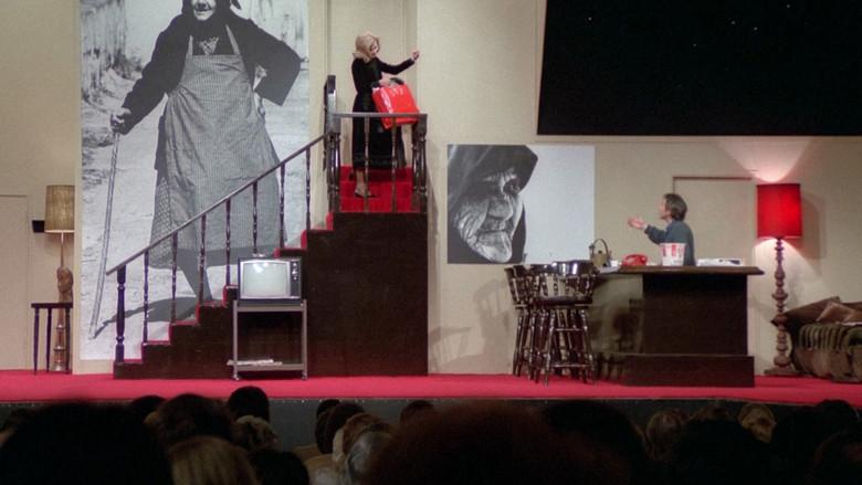 Noche de estreno - Fondo