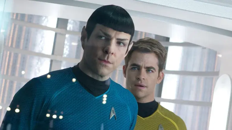 Star Trek: En la oscuridad - Fondo