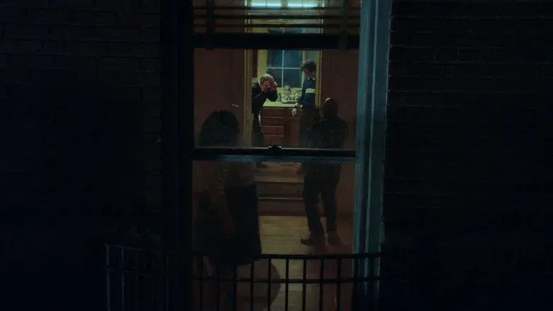 Los que se quedan - Fondo