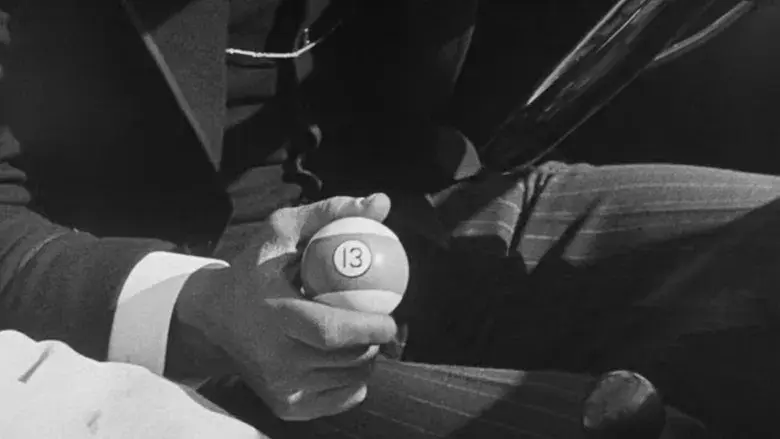 El moderno Sherlock Holmes - Fondo