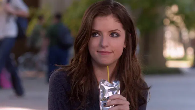 Dando la nota - Fondo