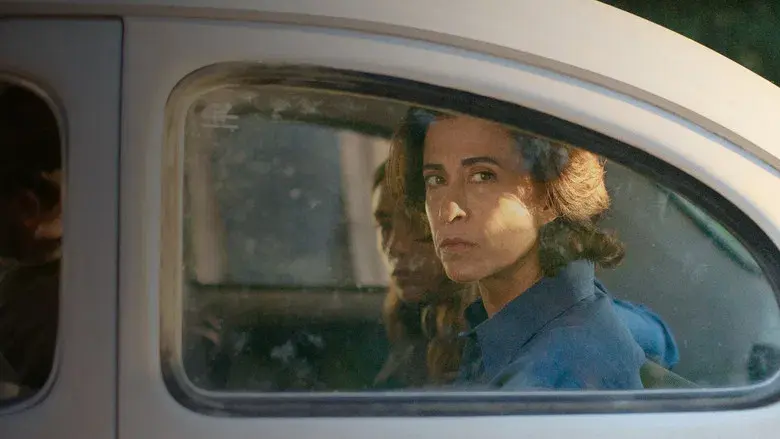 Aún estoy aquí - Fondo