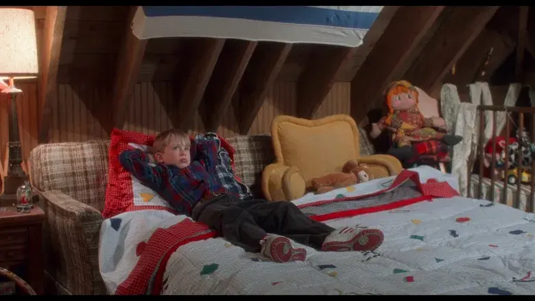 Solo en casa - Fondo