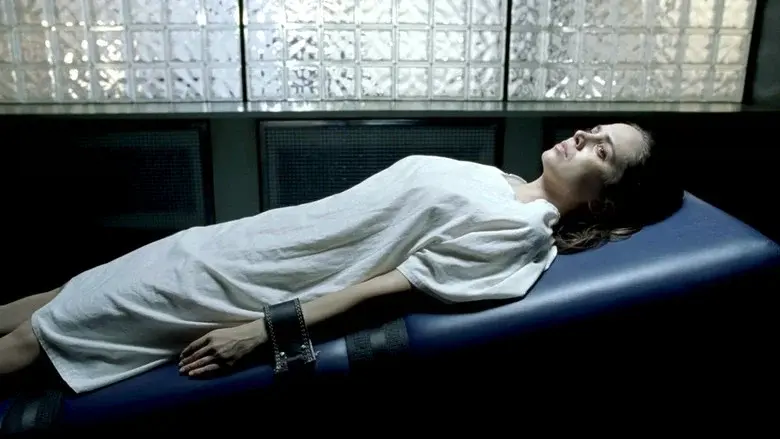 The Alphabet Killer - Fondo