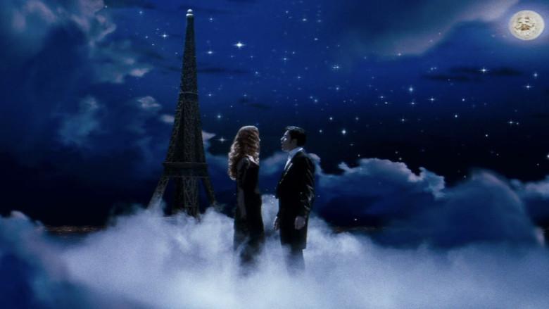 Moulin Rouge - Fondo