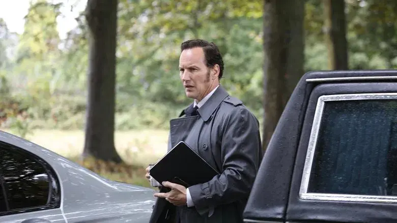 Expediente Warren: El último rito - Fondo