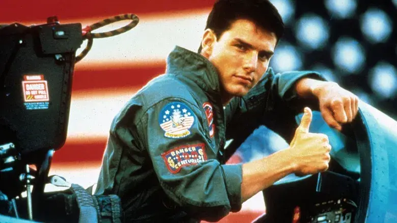 Top Gun: Ídolos del aire - Fondo