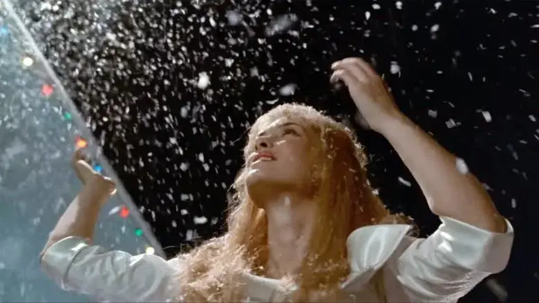 Eduardo Manostijeras - Fondo