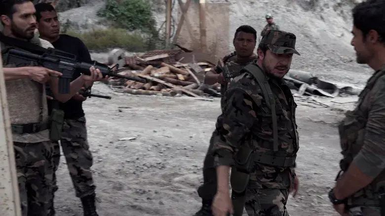 Ninon seduce bailando a Casillas antes de hacer el amor