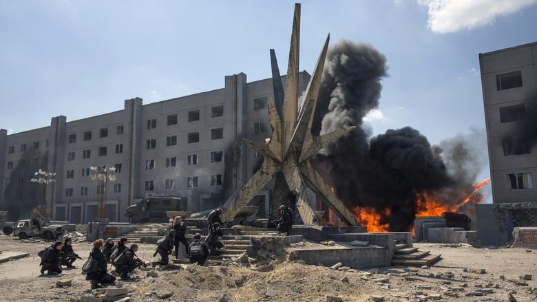 Los Juegos del Hambre: Sinsajo - Parte 2 - Fondo