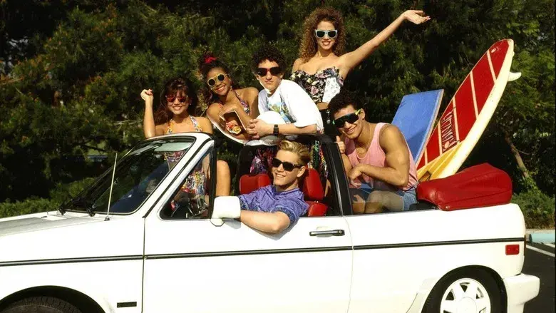 Salvados por la campana: Movida en Hawai - Fondo