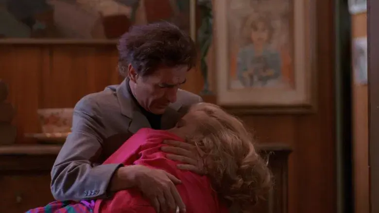 Corrientes de amor - Fondo