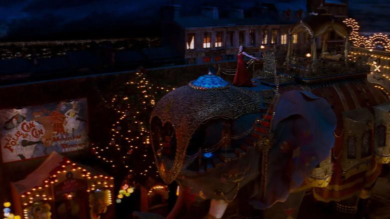 Moulin Rouge - Fondo