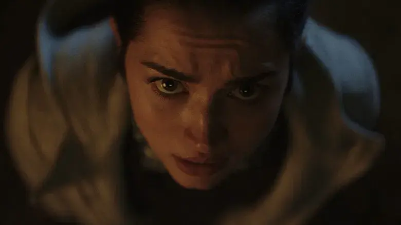 Puñales por la espalda - Fondo