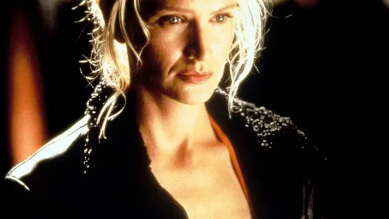 Cold Around the Heart - Fondo