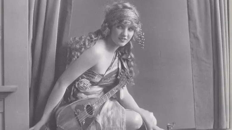 Moonlight and Honeysuckle - Fondo