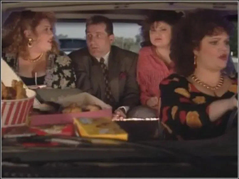 Tres gordas en un coche