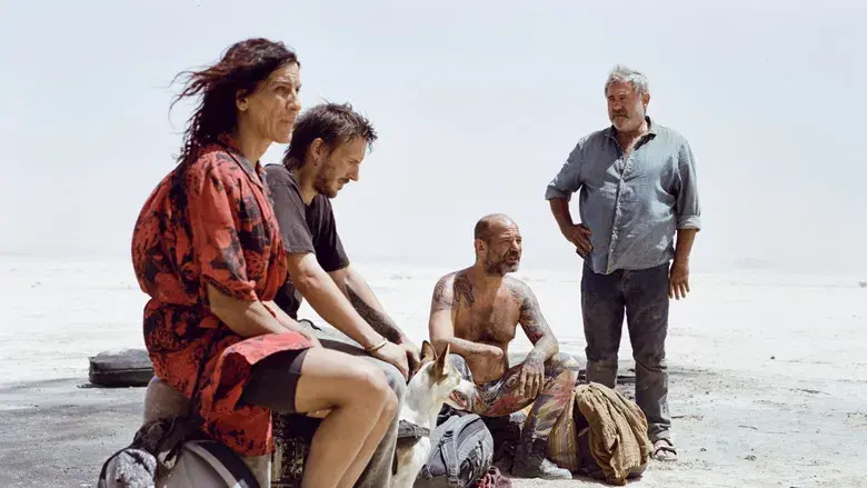 Sirat: Trance en el desierto - Fondo