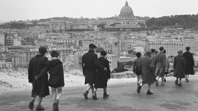 Roma, ciudad abierta - Fondo